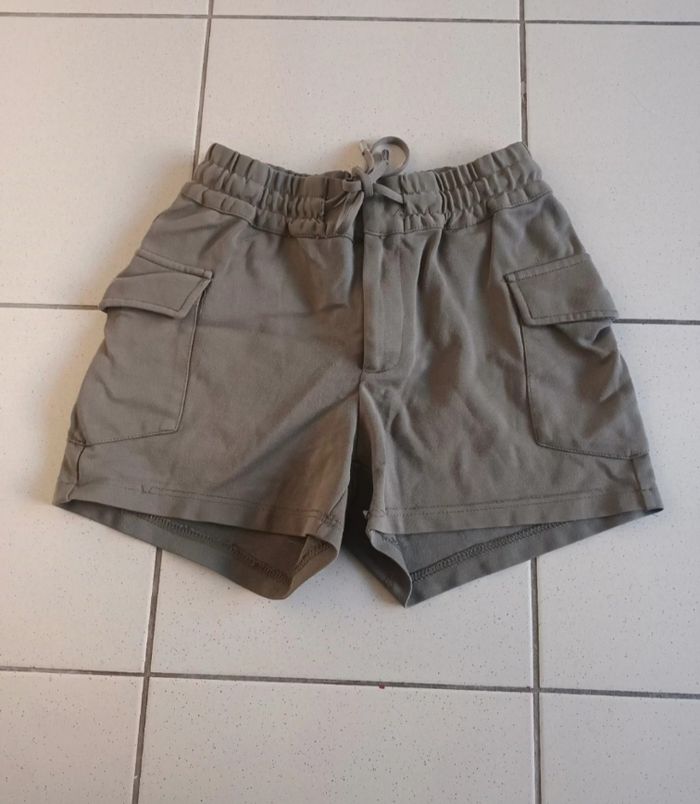 Short Amisu taille 34