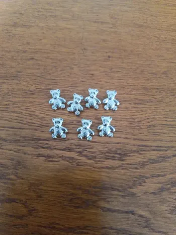 7 boutons oursons 2cm