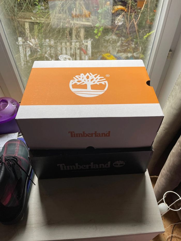 Superbe bottines Timberland neuves pointure 38.5 - photo numéro 9