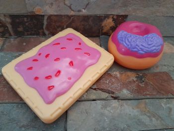 Accessoires pour dînette C . 13