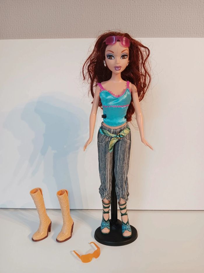 Poupée mattel barbie My Scene: Shopping Spree Chelsea