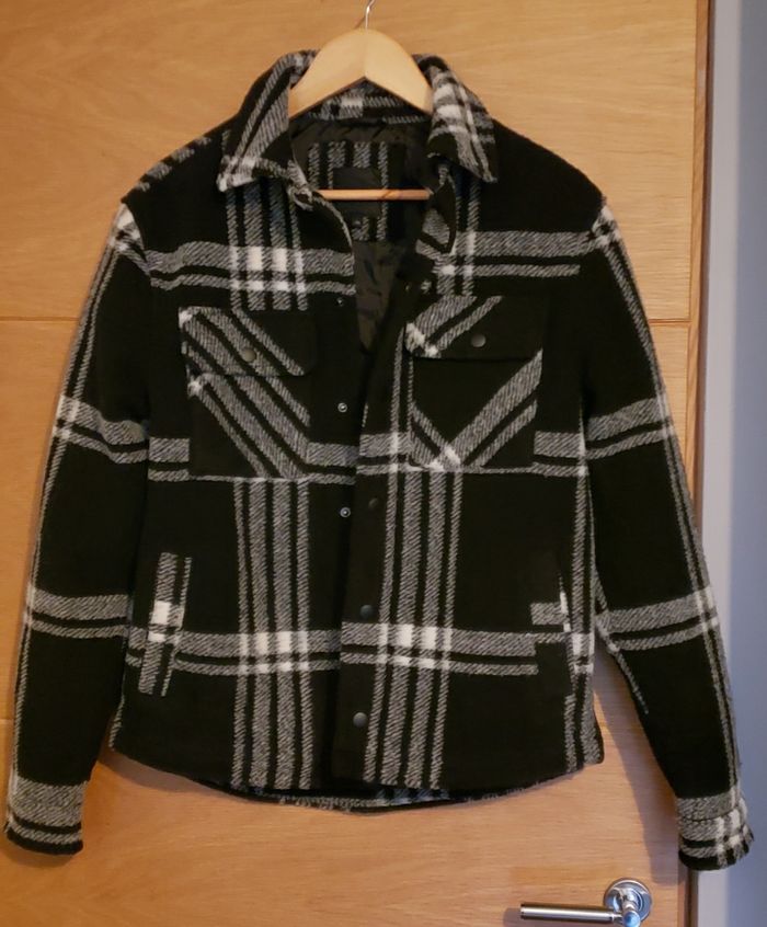 Veste à carreaux esprit surchemise C&A