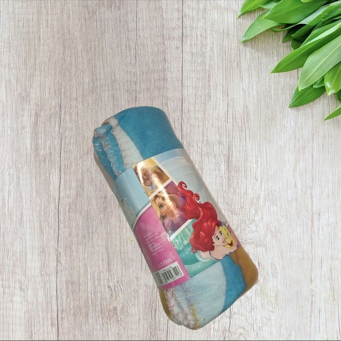 Couverture Plaid  princesses Disney - photo numéro 3