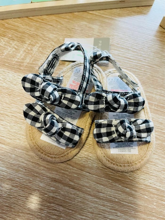 Chaussure taille 17 - photo numéro 2
