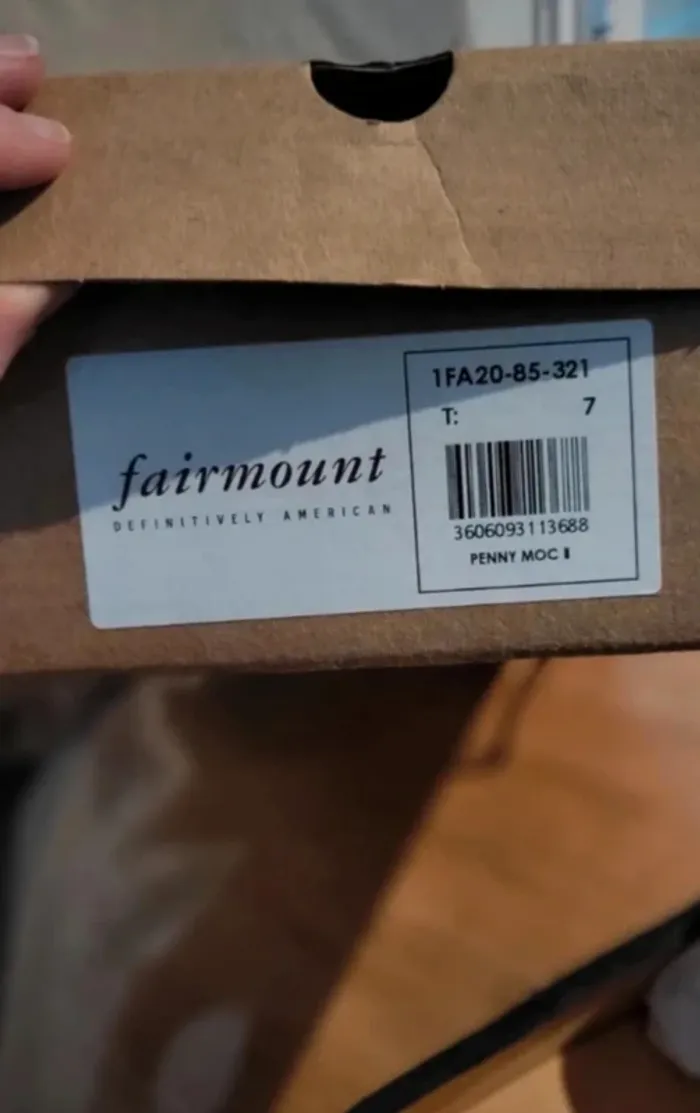 Annonce Vinted – Mocassins Fairmount en daim bleu – Neufs, avec boîte - photo numéro 6