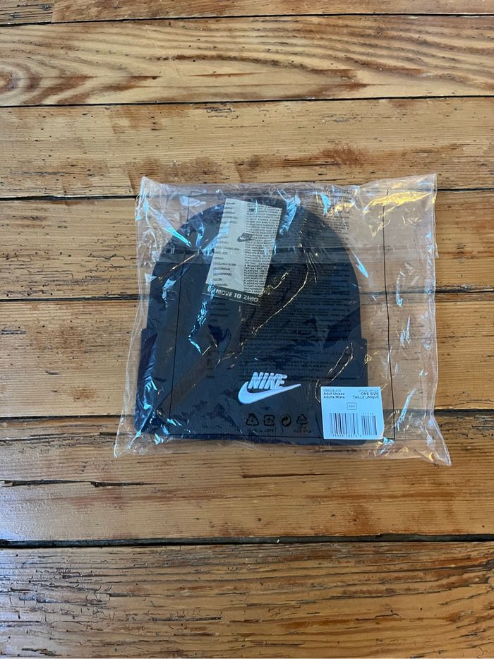 Bonnet Nike bleu marine - photo numéro 6