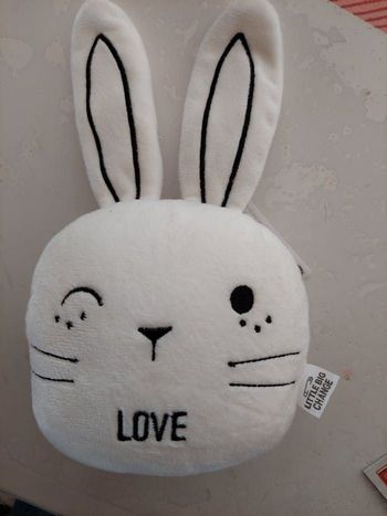 Peluche doudou musical lapin