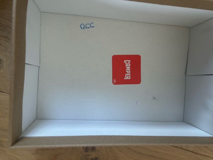 Chaussures en cuir  à scratch camper T31  neuve - photo numéro 3