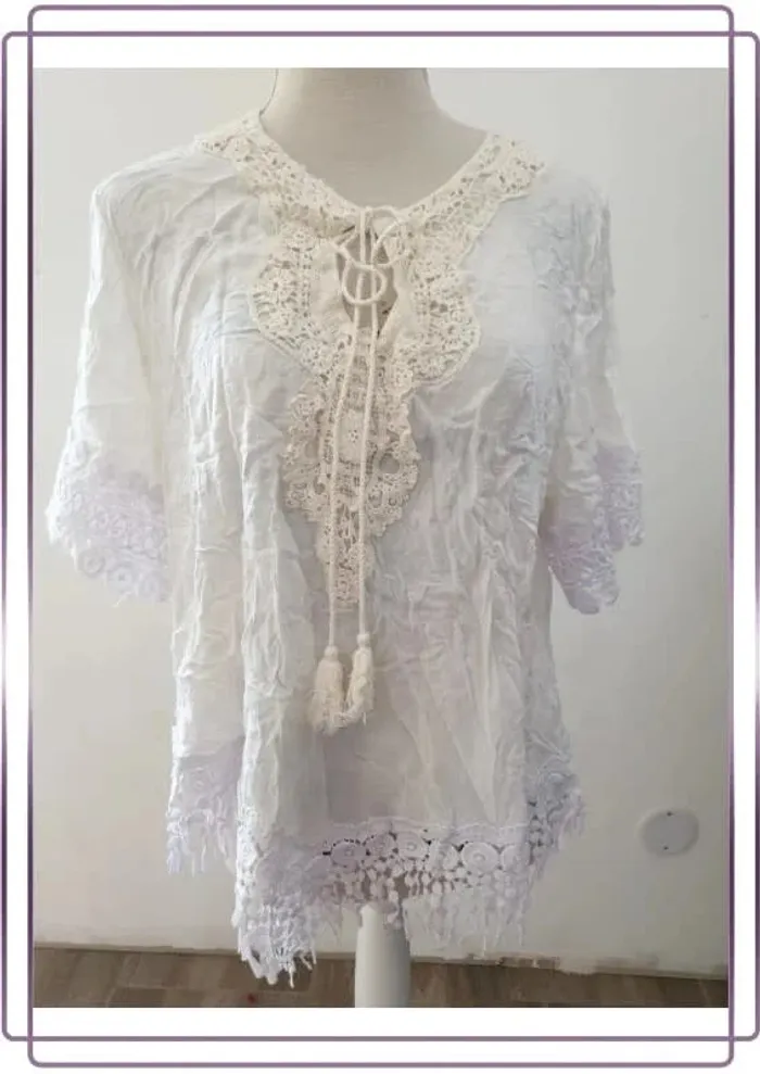 Haut blanc large taille S/M, très bon état