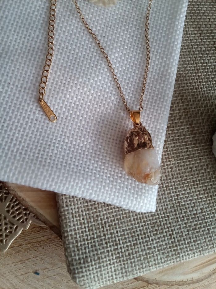 Collier pierre de citrine 💛.