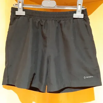 Short de sport Tecnopro dry-plus noir 10 ans