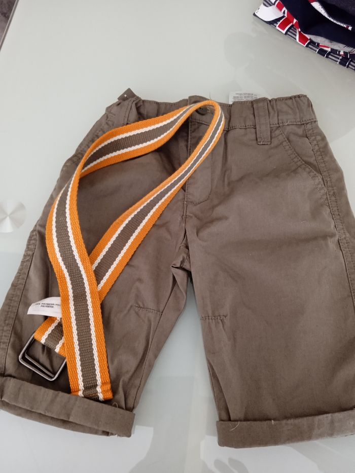 Short 3 ans