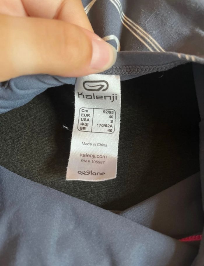 Haut de sport taille L de chez Kalenji en très bon état - photo numéro 7