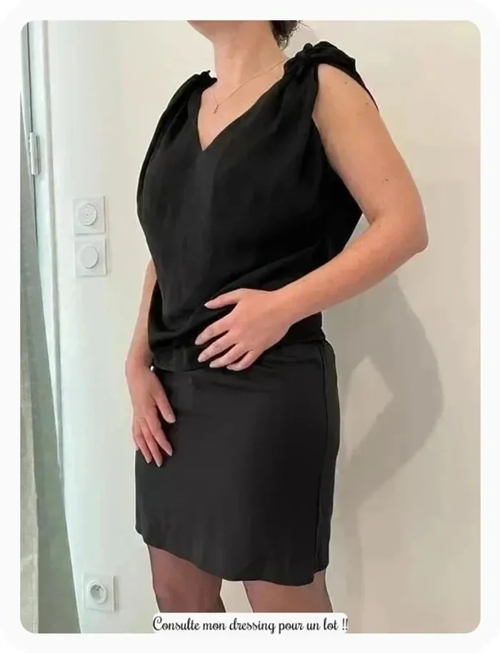Robe noire ikks taille 36