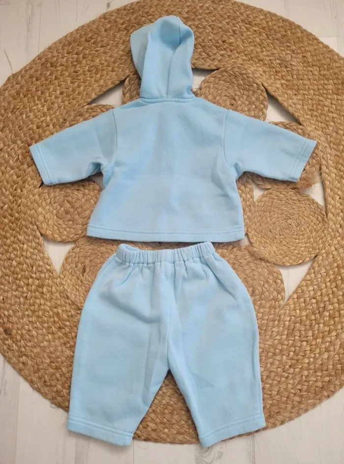 Ensemble bébé 0-3 mois - photo numéro 2
