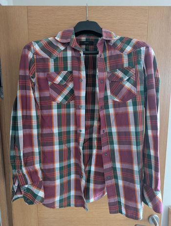 Chemise rose à carreaux