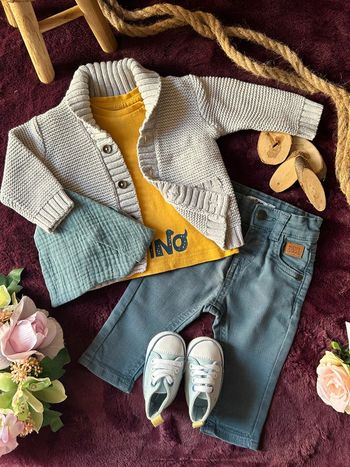 Lot de vêtements taille 3 mois