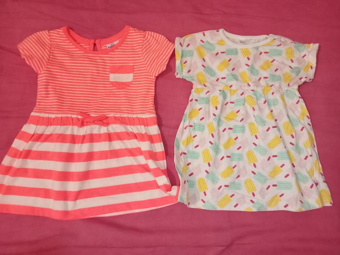 Lot 4  robes été 12 mois