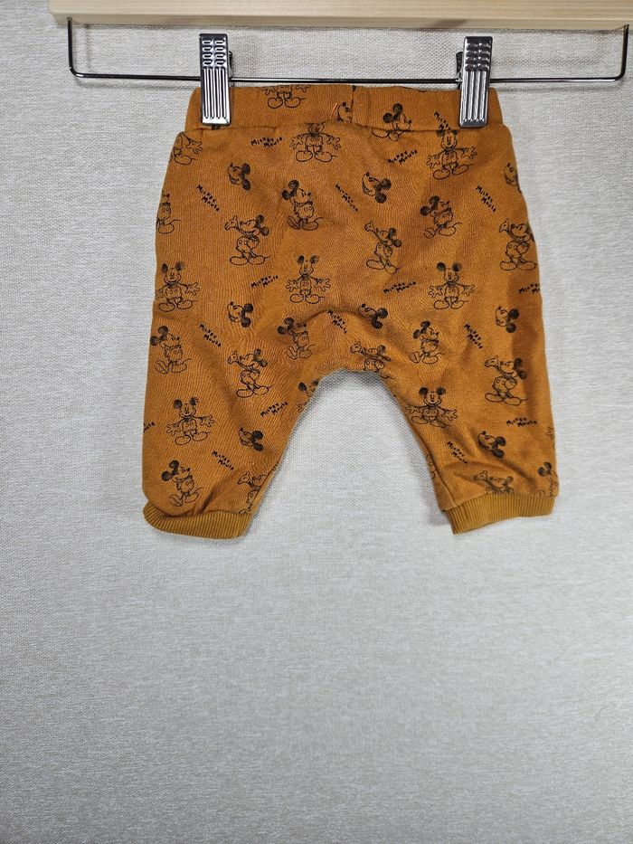 Pantalon disney Mickey 3 mois - photo numéro 5