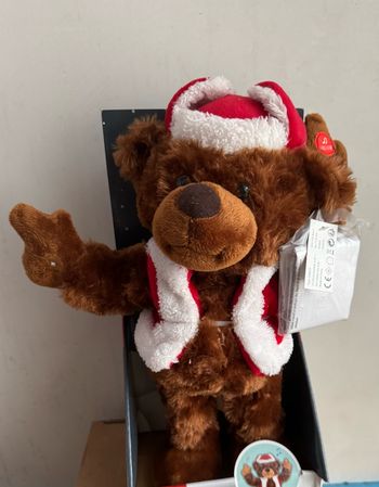Peluche ours brun Noël musicale