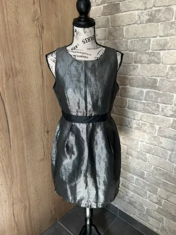 Robe de soirée brillante taille L