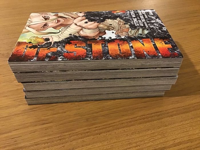 Lot 5 mangas Dr.Stone tomes Glenat très bon état - photo numéro 3