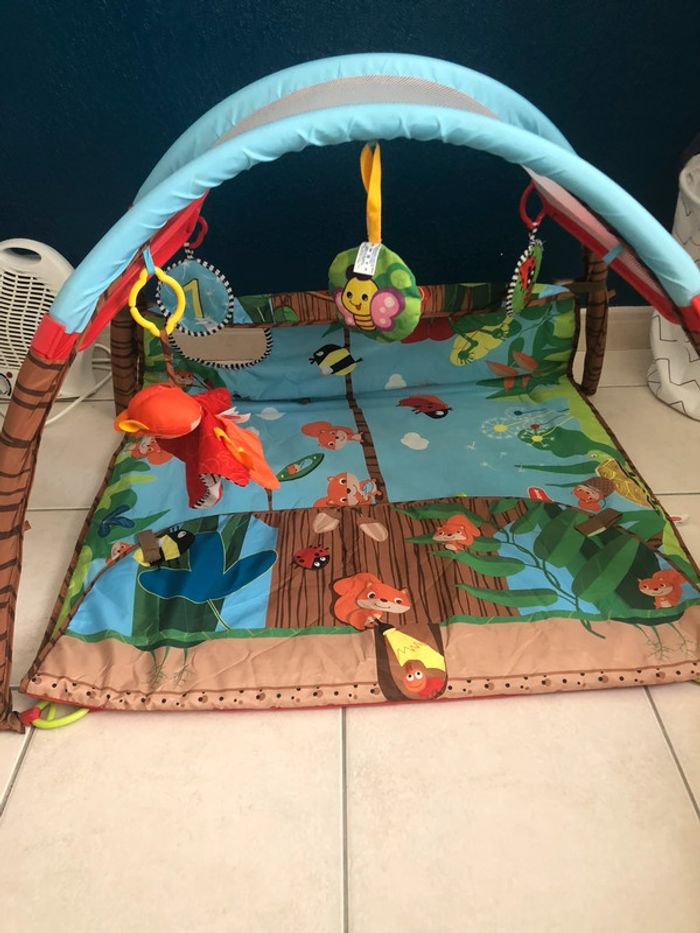 Tapis d’éveil cabane tiny love