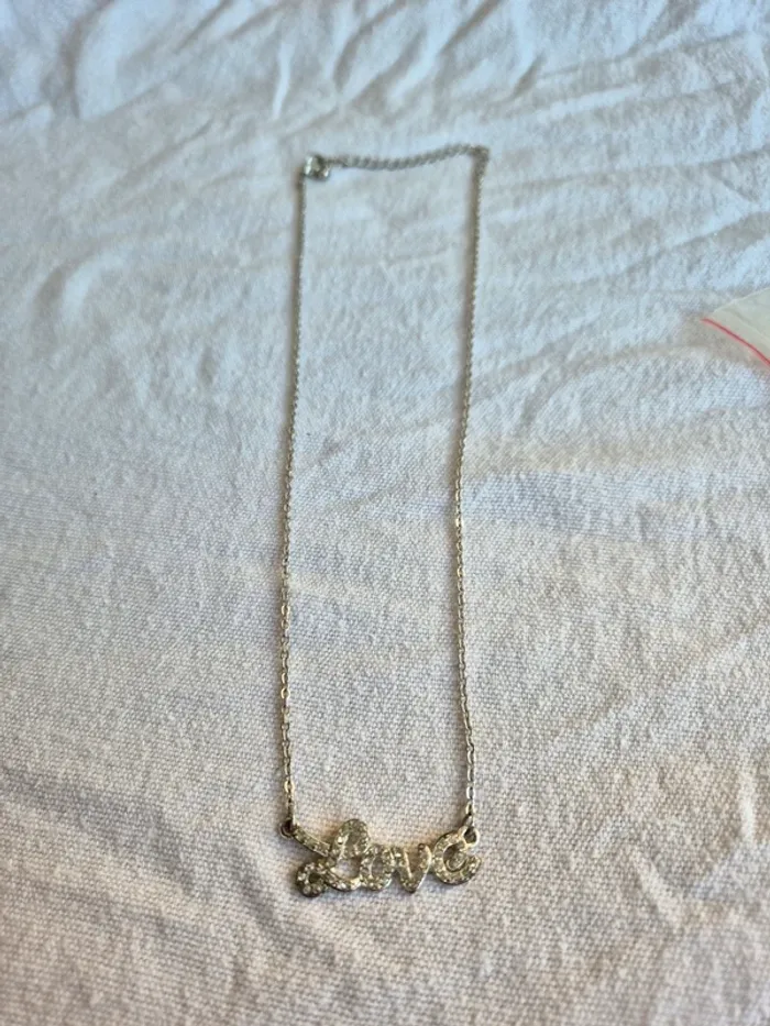 Collier love argenté