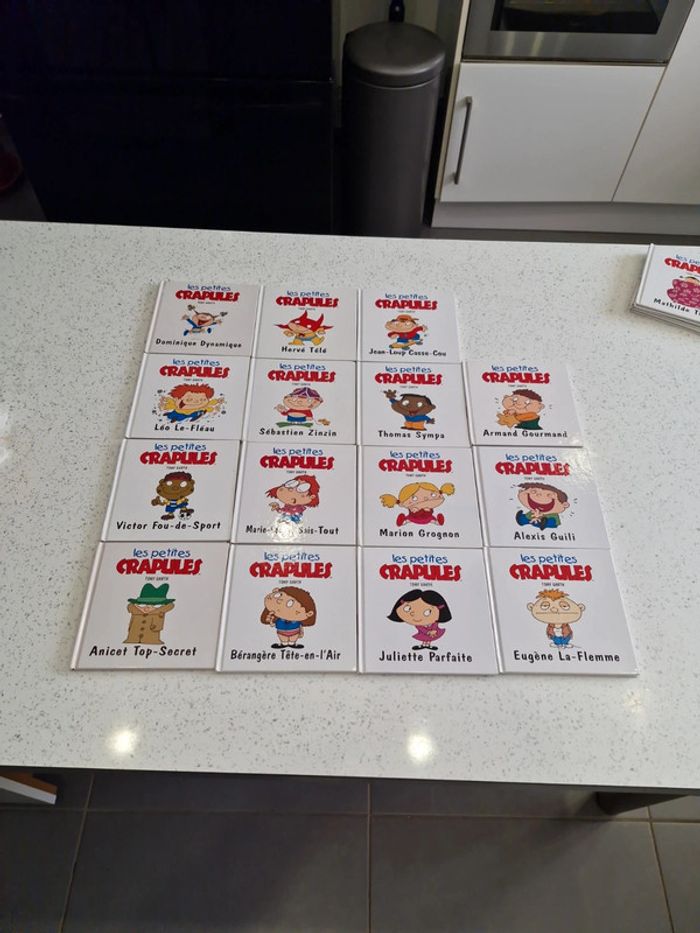 Lot de 15 livres Les Petites Crapules