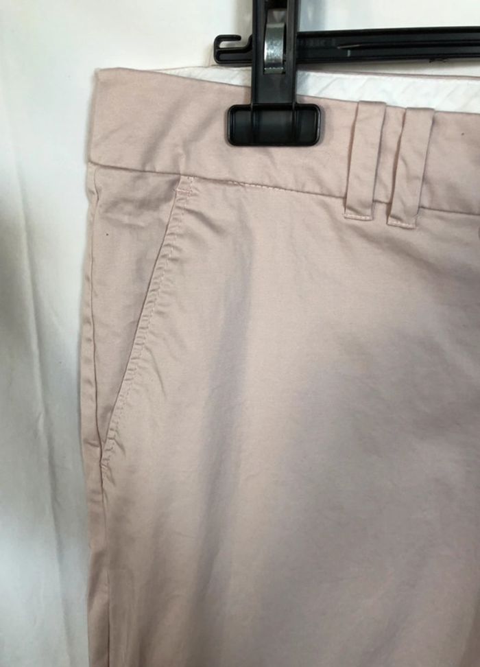 Pantalon de ville rose pâle satiné H&M bon état taille 48 - photo numéro 4