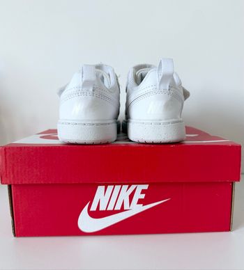 Baskets Sneakers Nike - Taille  26  - parfait état