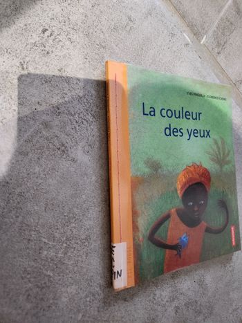 Livre enfant souple : La couleur des yeux
