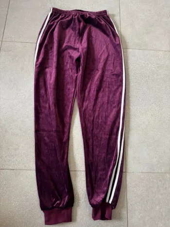 Jogging violet taille Xl, très bon état