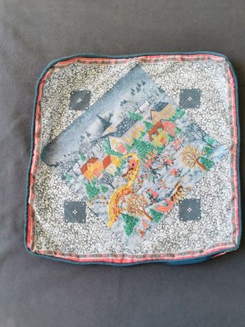 Housse de coussin décorée