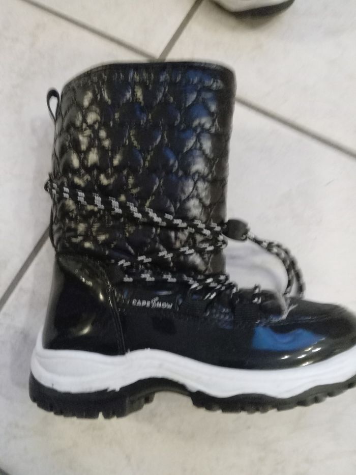 Boots pointure 30 - photo numéro 2