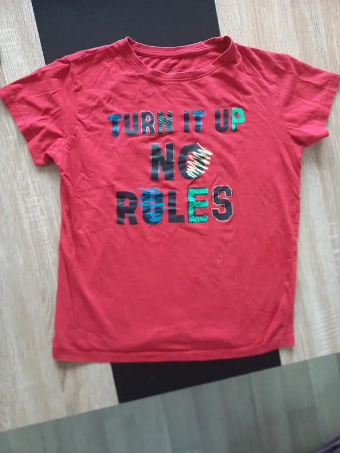 Tee-shirt rouge Primark 11/12 ans
