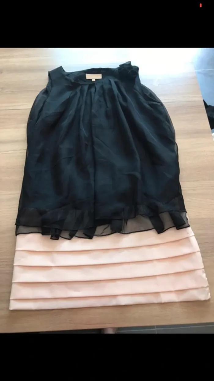 Jolie robe taille M/L - photo numéro 3