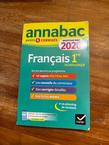 Livre, Annaba, 2020, français première