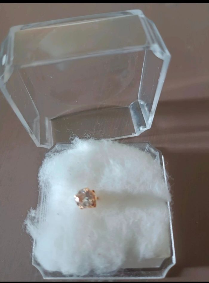 Boucle d'oreille 750 - photo numéro 2