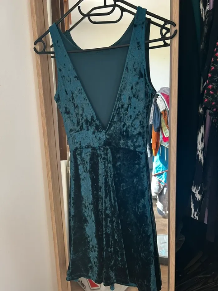Robe verte velour - photo numéro 3