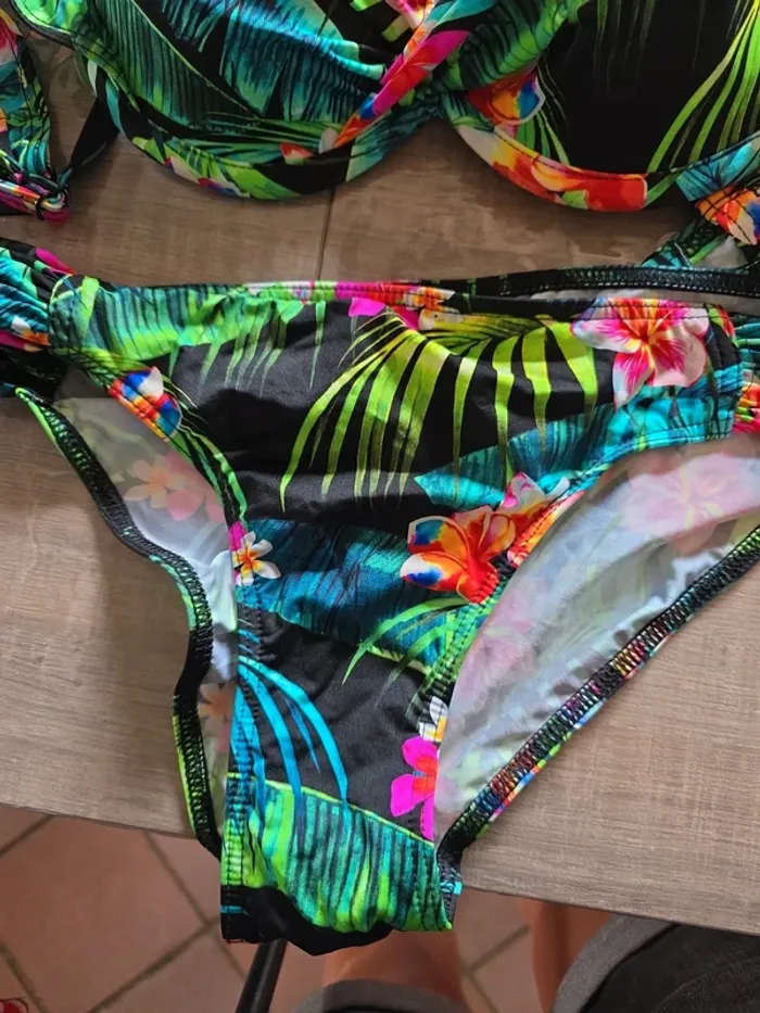 Maillot 2 pièces - photo numéro 3