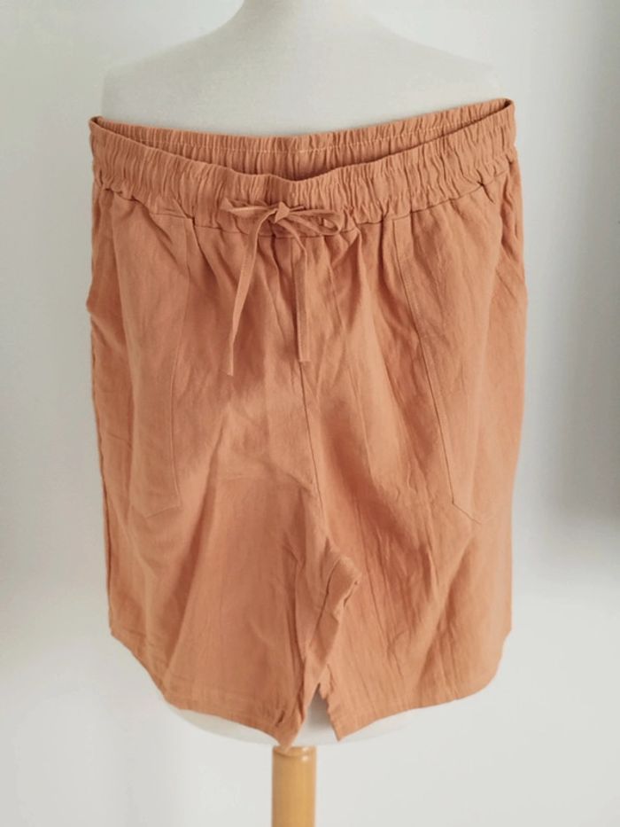 Short marron clair taille 44