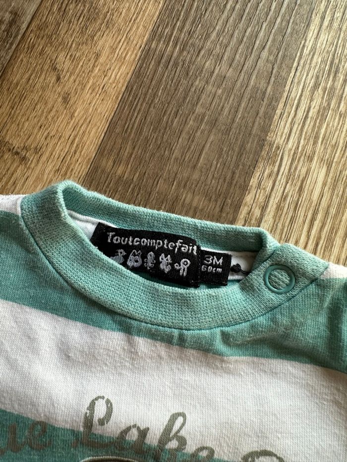 - Haut ML Tout compte fait - 3 mois - Très bon état - photo numéro 2