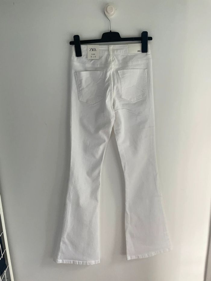 Jean blanc flare Zara neuf taille 36 - photo numéro 4