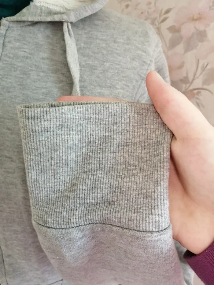 Veste à capuche gris clair fourrée avec poches et lien à nouer / tissaia / (42-44) - photo numéro 7