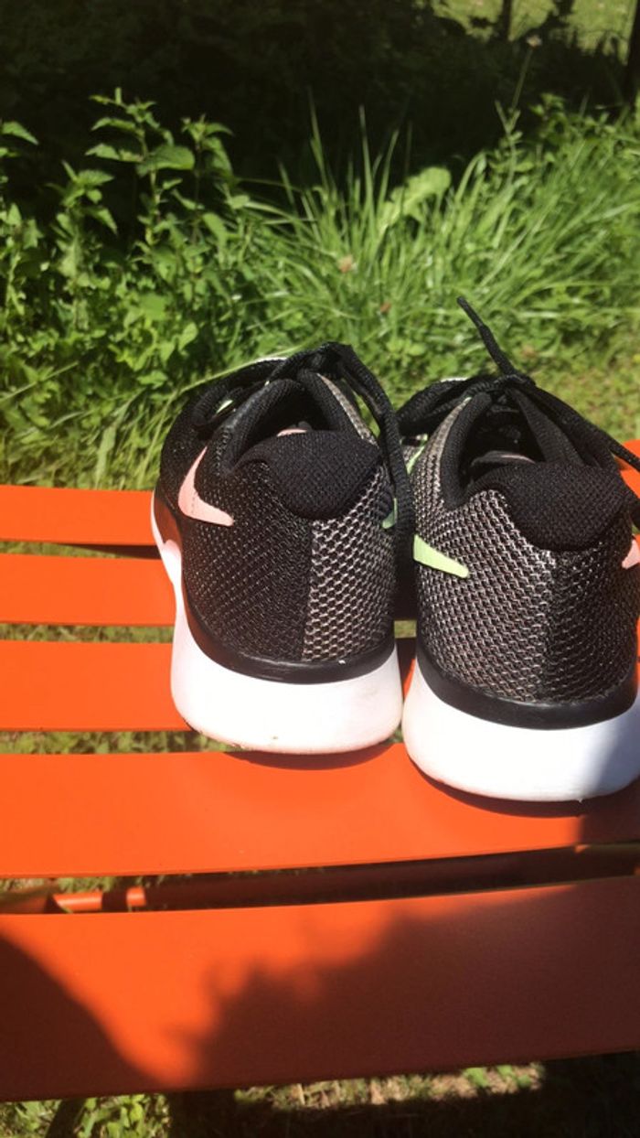 Chaussures Nike 38 - photo numéro 5