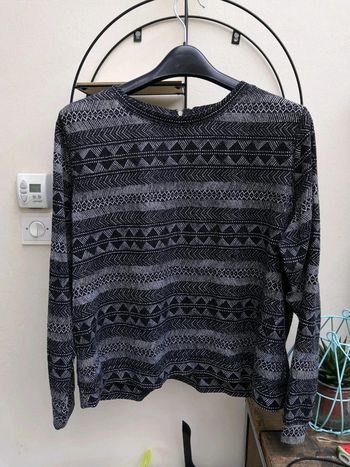Top manches longues motifs éthniques H et M taille L