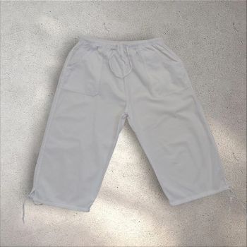 Pantacourt jambes larges blanc en coton taille L