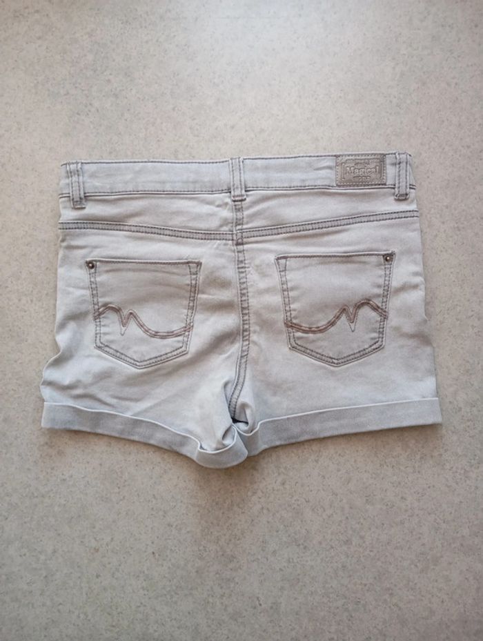 Short 15ans jbc - photo numéro 2
