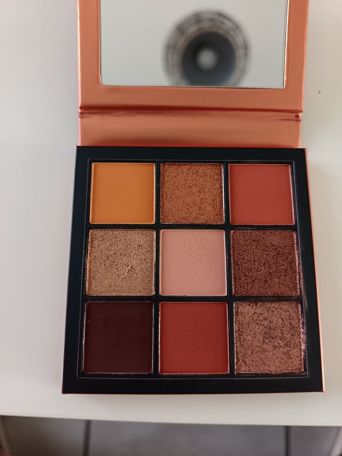 Palette Topaz Obsession Huda Beauty - photo numéro 3